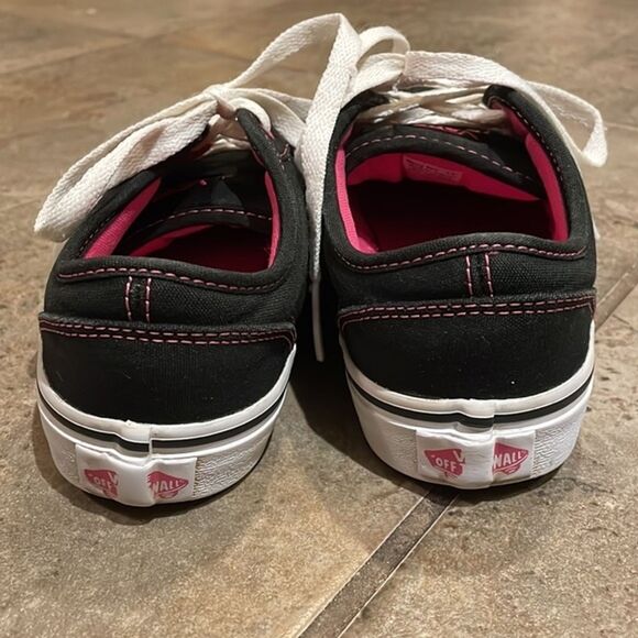 Vans Atwood Black and Pink Low Top Sneakers Missy Size 3.5 TB4R Athletic - Picture 5 of 12